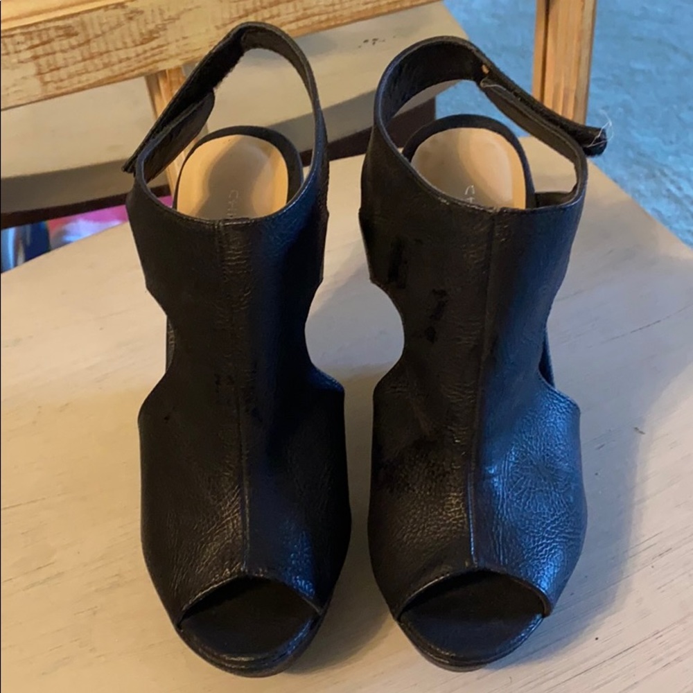 Chinese Laundry Open Toe Black Wedge Sandal